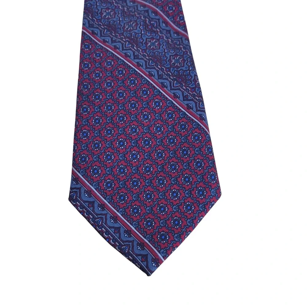 Giorgio‎ Fellini Men's Silk Blend Geometric Pattern Necktie Burgundy Blue